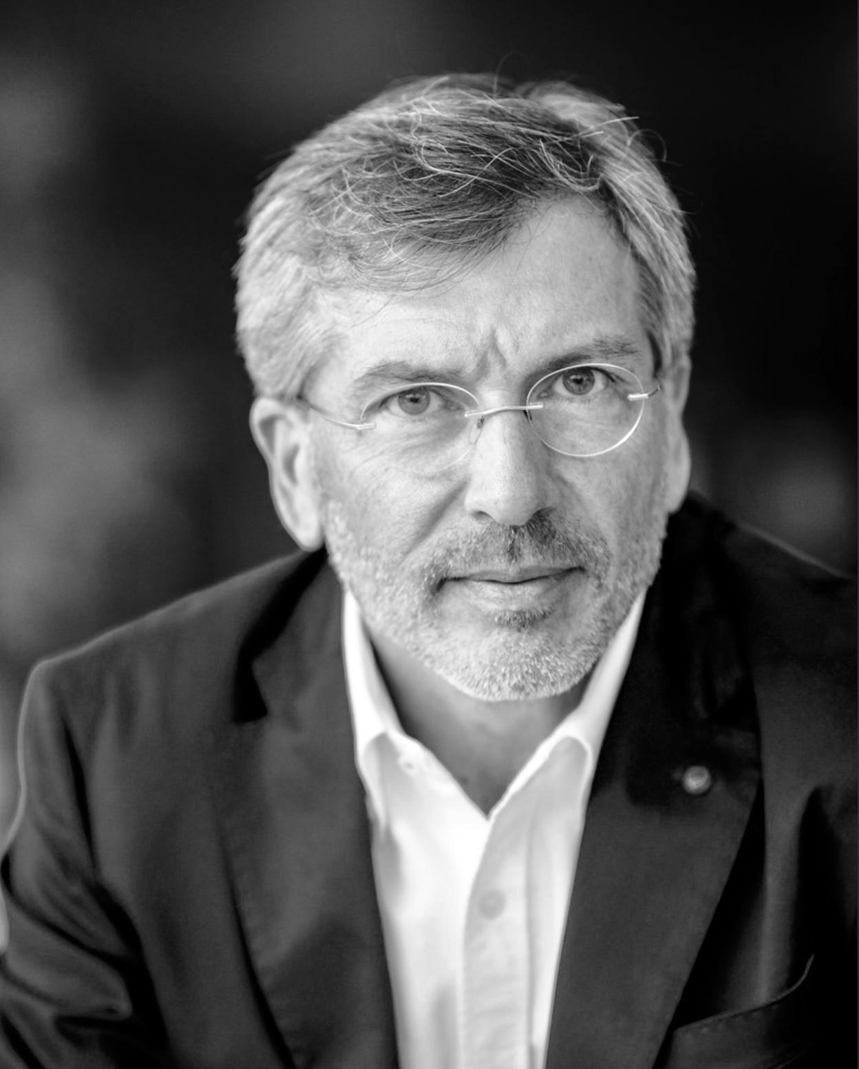 Retrato de Néstor Tazzioli